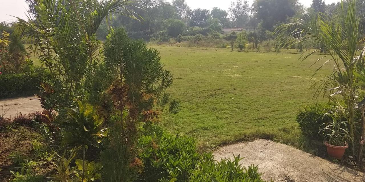 Radha Rani Mahal Khajuraho Hotel Екстериор снимка